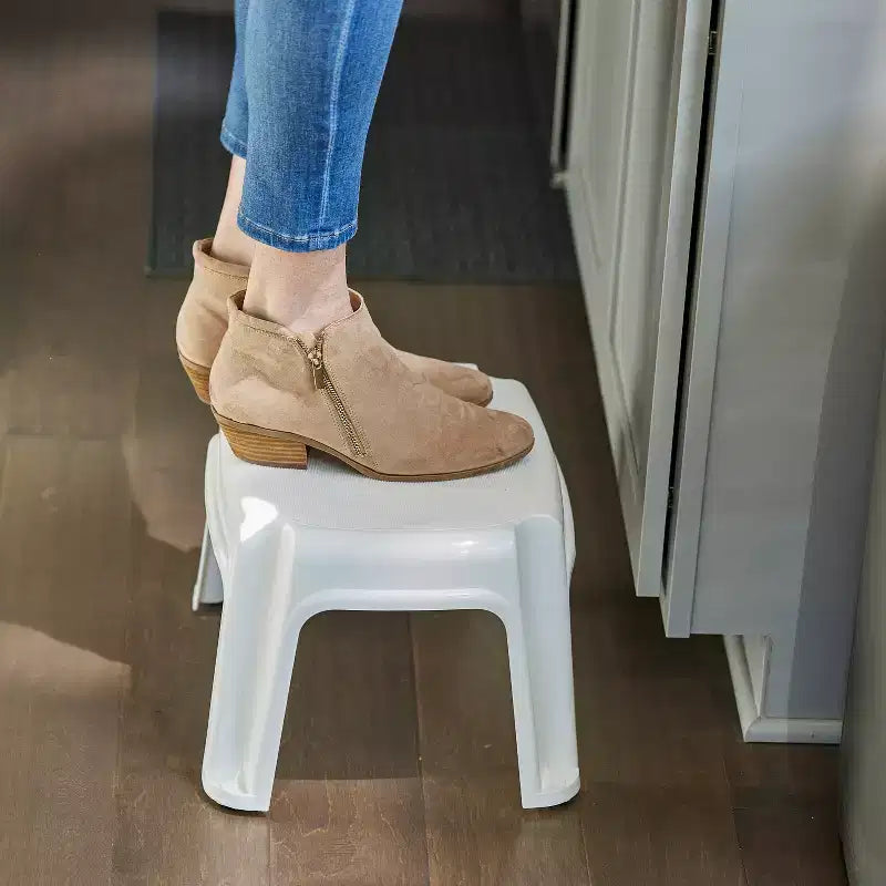 Gracious Living Single Step Stool, Small Step Stool, 9 1/2 Inches, White